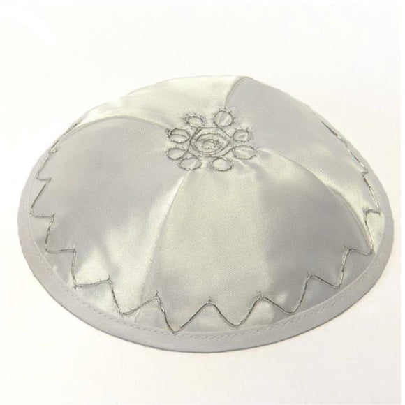 Satin Kippah 16 cm- White Diamond Shape