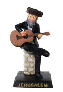Polyresin Hassidic Figurine 11 cm - Guitar Player